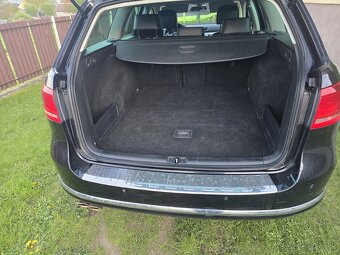 Volkswagen Passat - 8