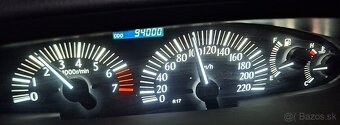 TOYOTA PREVIA - 8