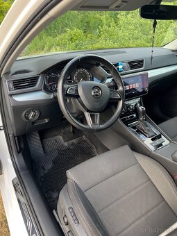 Škoda Superb 2018 - 8