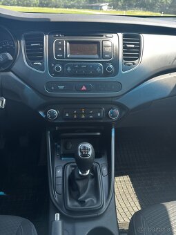 KIA Carens - 8