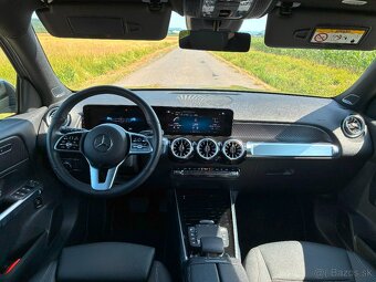 Mercedes GLB - 8