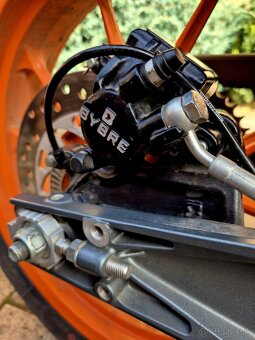 Predám KTM Duke 390 2015 - 8