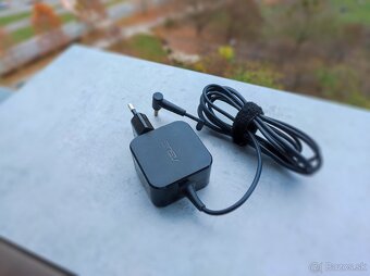 Hliníkový 14"  UltraBook Asus ZenBook RM431D - 8