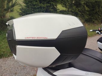 Predám Suzuki Burgman 650 - 8