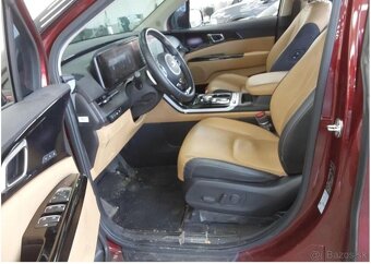 Kia Carnival 2.2- VŮZ NA CESTĚ - 8