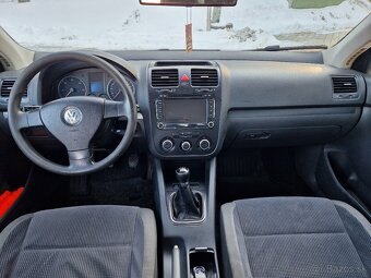 VW Jetta 2.0 TDI 103 KW - 8