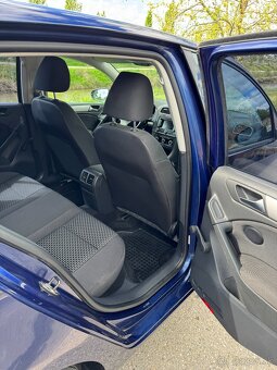 Volkswagen Golf VI - 8
