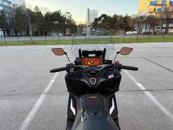 Yamaha TMAX TECH MAX 560 ccm 2022 - 8