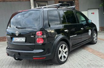 Volkswagen Touran Cross 1.9TDI - 8