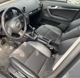 Audi A3 8P 1.6 FSI 140tisíc km S line - 8
