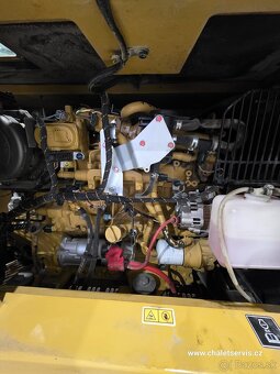 Pásový bagr CAT 308 CR, rok výroby 2019, 2803 mth, 3x lžíce - 8