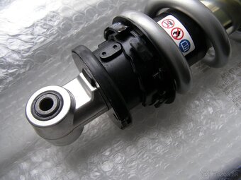 Zadný tlmič Honda CBF600 - 8