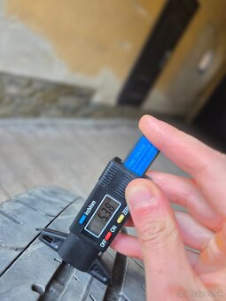 Pirelli P Zero 205/45 r17 - 8