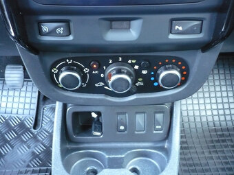 DACIA DUSTER 1,5 DCI COMFORT M 2018 SUV KUP.SR - 8