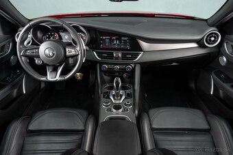 Alfa Romeo Giulia 2.0 206kW, automat, 4x4, 2022, DPH - 8