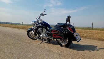 Honda Shadow VT 750 - 8