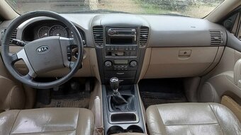 Predám Kiu Sorento 2,5 CRDI - 8