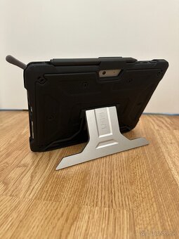 Windows tablet - Surface Go - 8