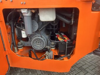 HAMM HD130 vibrační válec - 8