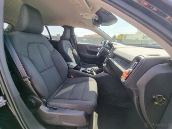 Volvo XC40 D4 Momentum AWD A/T za 23.900 € - 8