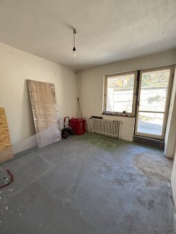 Na predaj 5 izb. rodinný dom Hlohovec-Nová Štvrť - 8