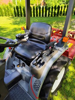 YANMAR KE40 - 8