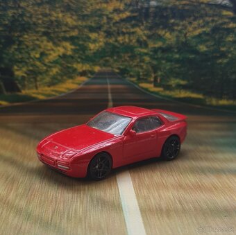 autíčka Hot Wheels - 8