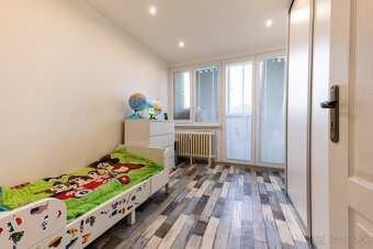 3-izb. zrekonštr. byt s 3 balkónmi, NMn/V - SNP - 8
