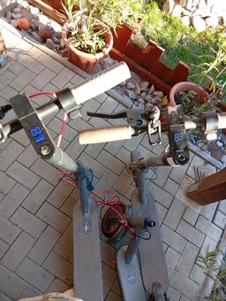 2 elektrické kolobežky - 8