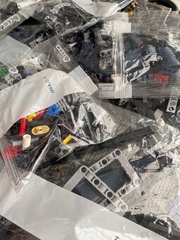 NOVÉ Red Bull Racing RB20 F1 - 1639ks kostek - 8