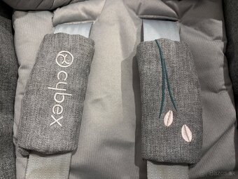 Detská autosedačka/vajíčko - 8