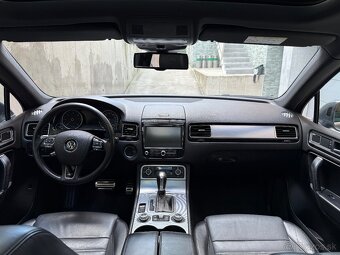 VW Touareg 3.0 TDI R-line - 8