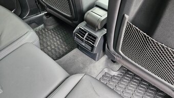 Audi Q3 2,0 TSFi Quattro DSG - 8