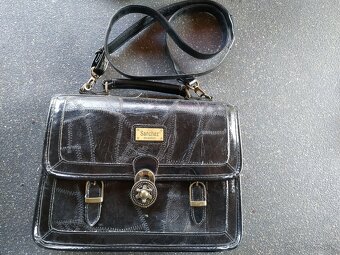 Dámska kabelka. - 8