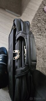 Predám pevnú kvalitnú tašku na Notebook - 8