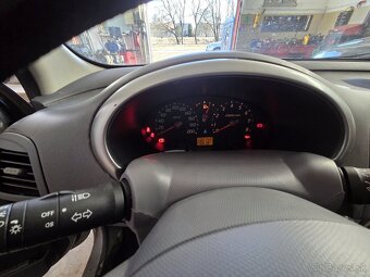 Nissan micra k12 1.0 48kw - 8