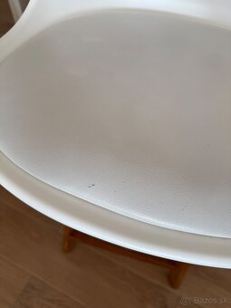 Predam jedálenský stôl so stoličkami - 8