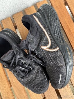 Nike Invincible Run 2 bežecké tenisky - 8