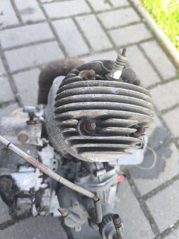 Motor manet Tatran - 8