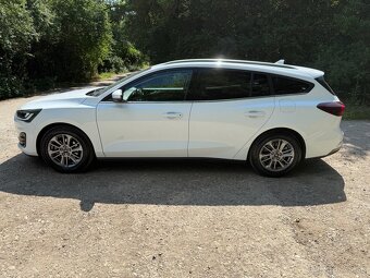 Ford Focus Kombi 1.0 EcoBoost mHEV Titanium A/T - 8