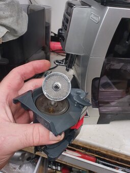 Oprava a servis kávovarov DeLonghi Bytča a okolie - 8