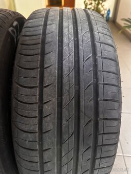 Hankook 225/45 R17 - 8
