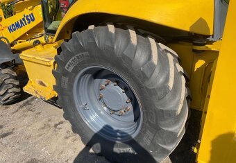 Komatsu WB93RS - 8