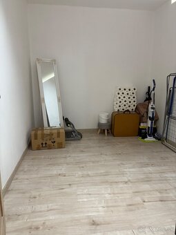 Prenájom - 2,5 izbový byt Vlčince - 8