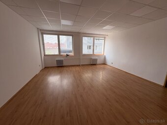 Prenájom kancelárskych priestorov v centre - 8