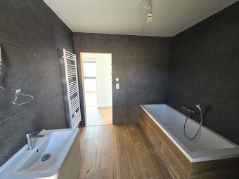 Predáme novost. poschodového 5+kk RD, Horný Vadičov, R2 SK. - 8