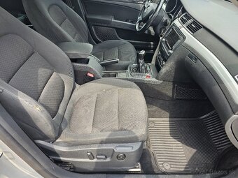ŠKODA SUPERB COMBI 2.0 TDI 125KW ELEGANCE 2015 - 8