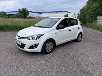 Hyundai i20 1.2i 16V Comfort - 8
