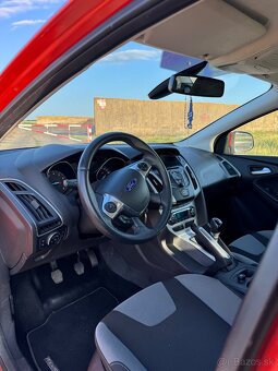 Ford Focus 1.6 benzín - 8