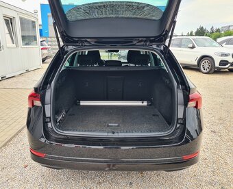 ŠKODA OCTAVIA COMBI 2.0 TDI SCR STYLE - 8